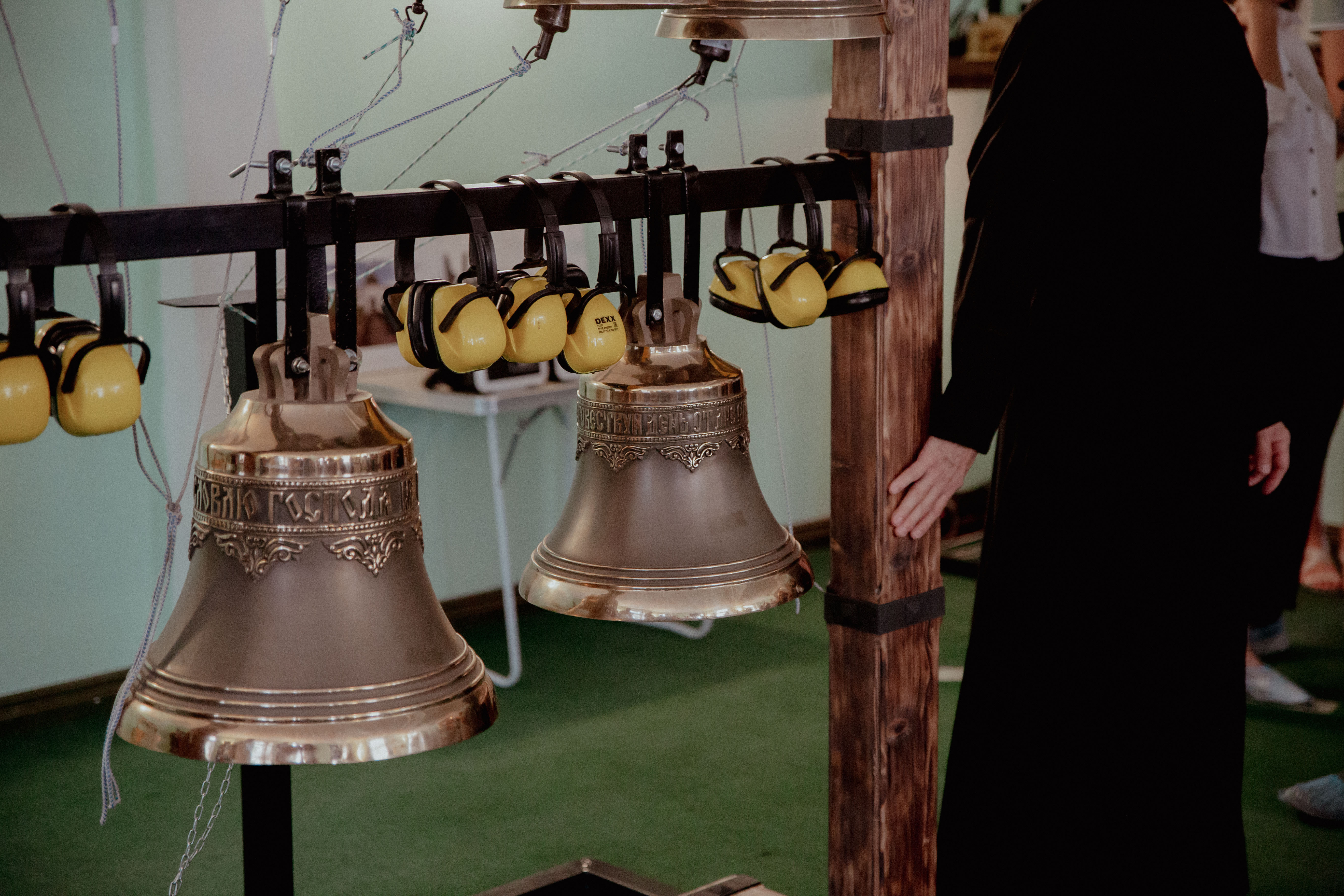 Изучать историю руками: Как в новом музее в Твери сочетаются древние костюмы и очки виртуальной реальности