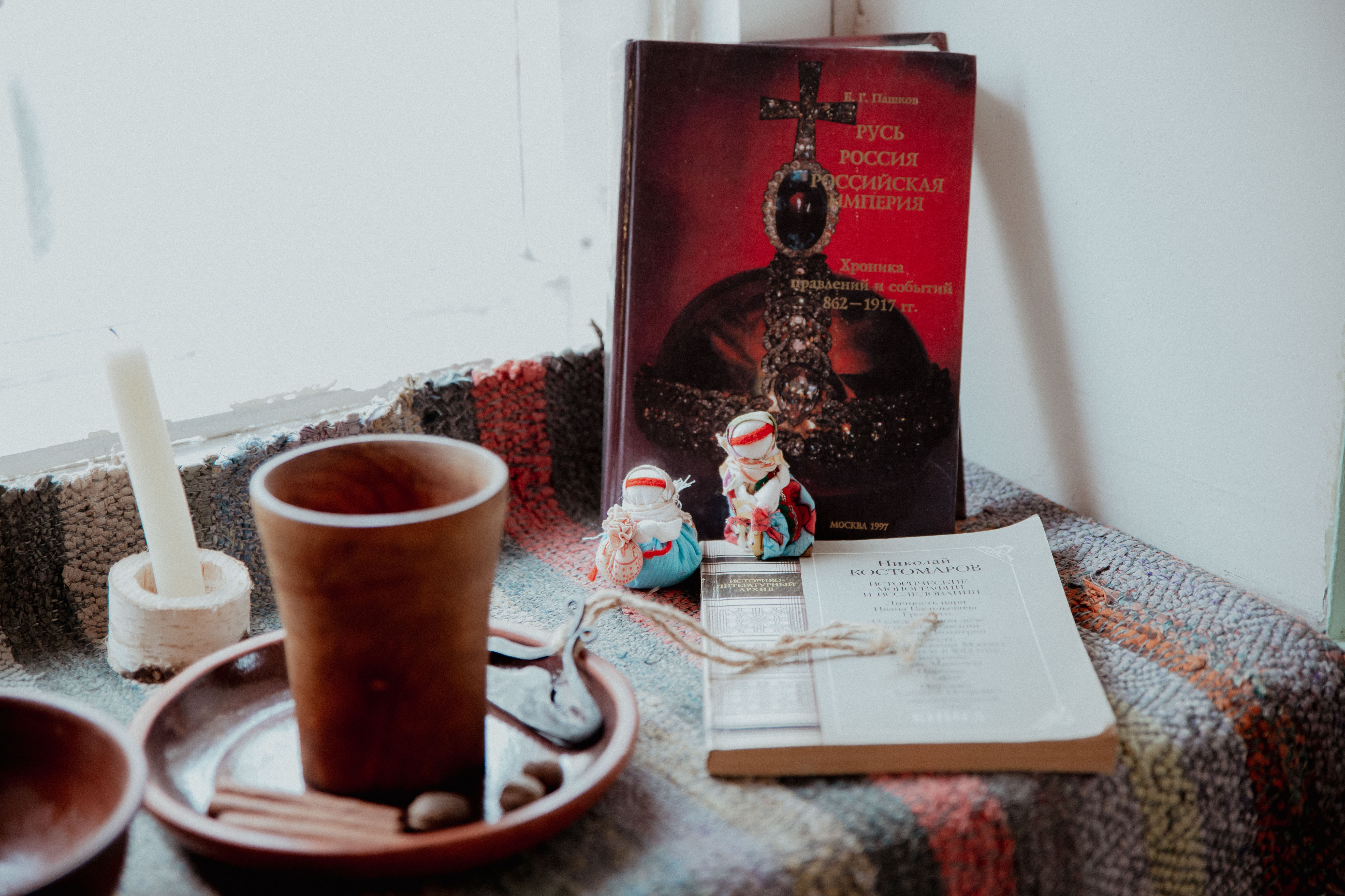 Изучать историю руками: Как в новом музее в Твери сочетаются древние костюмы и очки виртуальной реальности