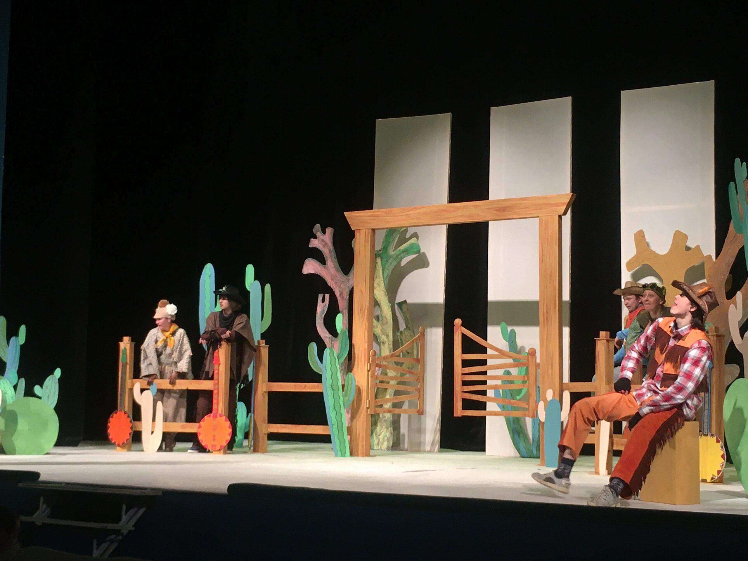 Театры Тверской области готовятся к новому театральному сезону