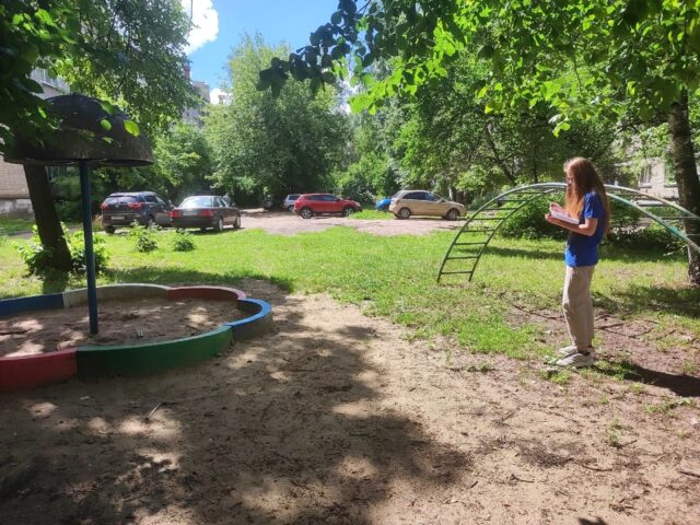 «Единая Россия» следит за состоянием детских площадок во дворах города Твери «Единая Россия» следит за состоянием детских площадок во дворах города Твери