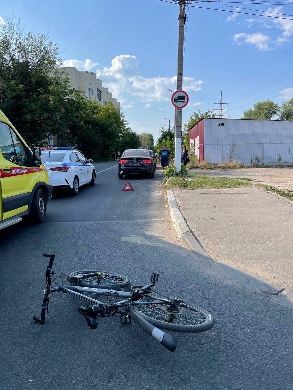 В Твери сбили велосипедиста