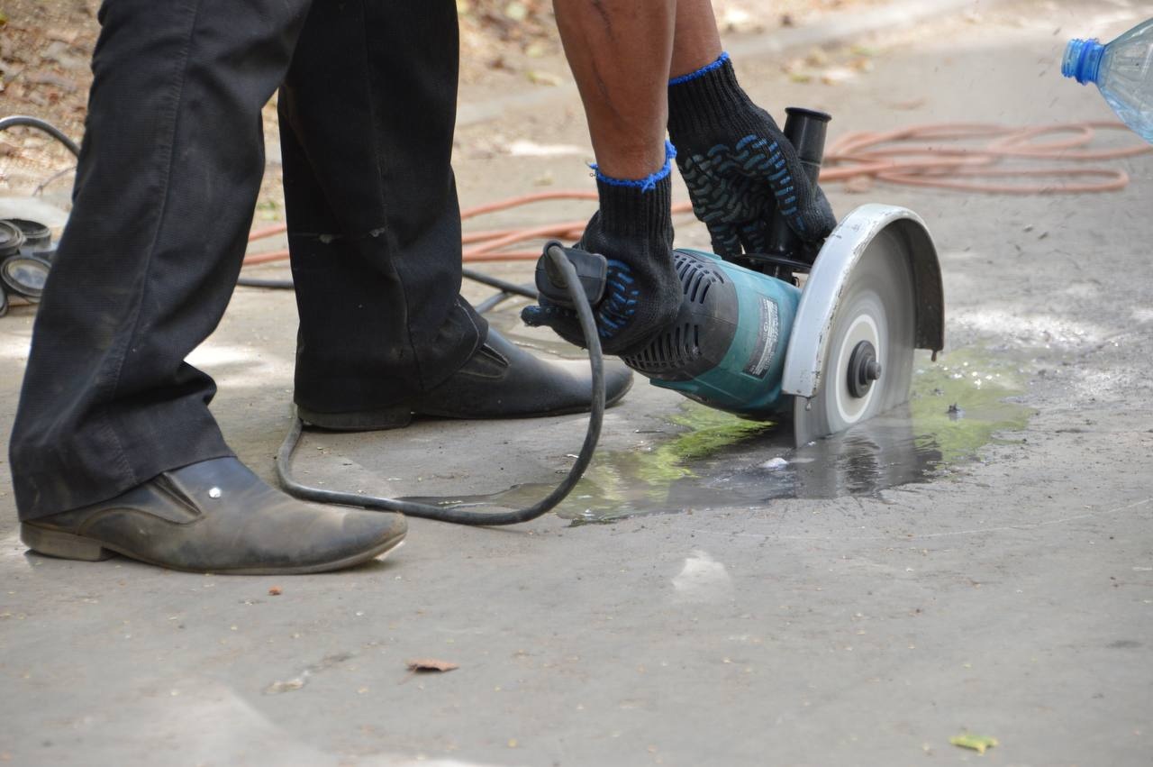 В Твери депутаты городской Думы и общественники принимают участие в приемке дворов