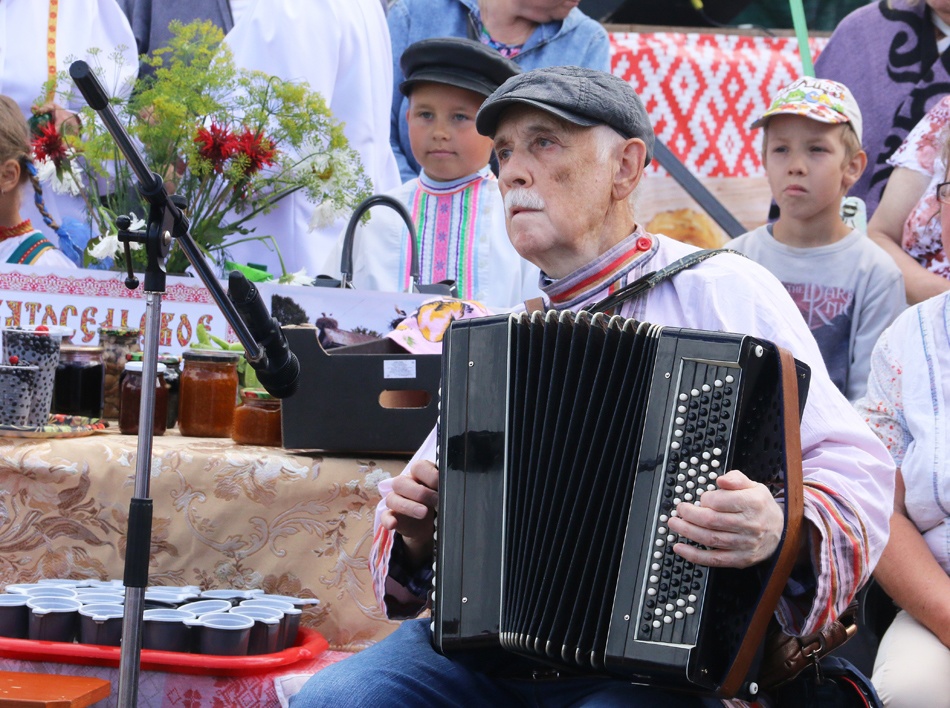 Семь рыб — одно блюдо: Чем удивил фестиваль «Селигерский рыбник» Семь рыб — одно блюдо: Чем удивил фестиваль «Селигерский рыбник»