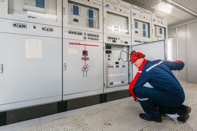 Филиал «Россети Центр» - «Тверьэнерго» осуществляет ремонт оборудования крупных питающих центров