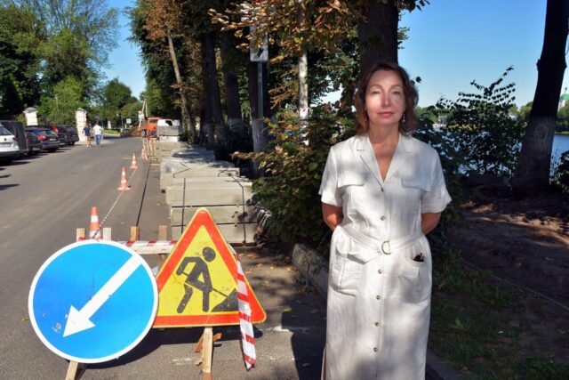 В Твери начались работы по ремонту тротуара возле ГБУЗ «Детская областная клиническая больница»