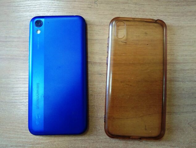 Житель Тверской области похитил мобильники из подсобки кафе