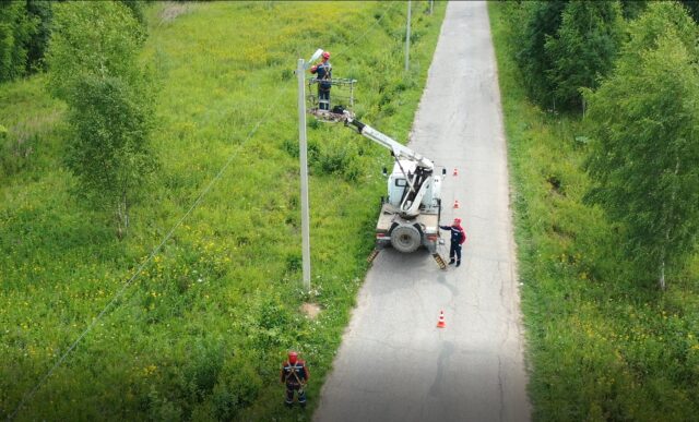 Тверьэнерго ведет работы по организации уличного освещения в населенных пунктах Тверской области