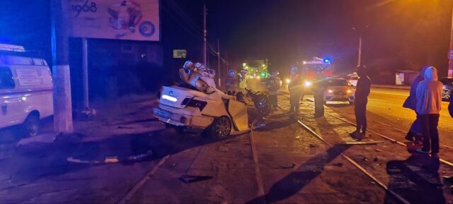 В центре Твери в страшном ДТП погибли два человека В центре Твери в страшном ДТП погибли два человека