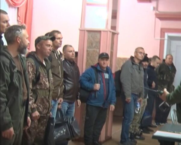 В Тверской области первая партия мобилизованных отправилась на военные сборы