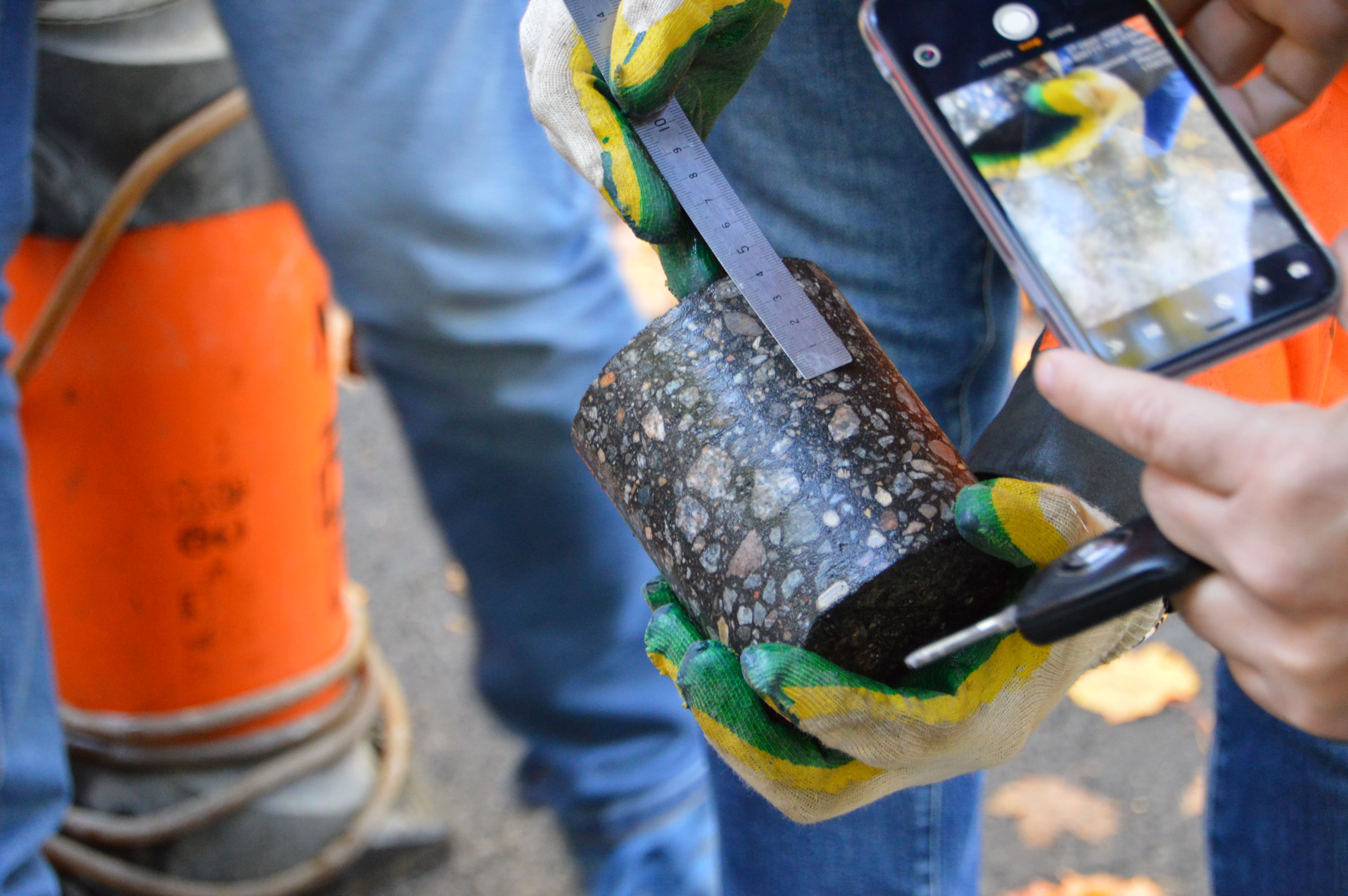 В Твери по нацпроекту ремонтируют дороги и тротуары