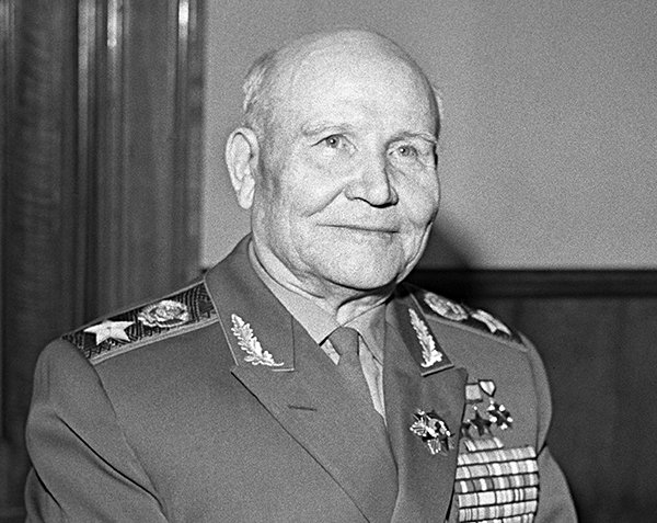 Молодым журналистам Тверской области предлагают написать репортаж о Маршале Коневе Молодым журналистам Тверской области предлагают написать репортаж о Маршале Коневе