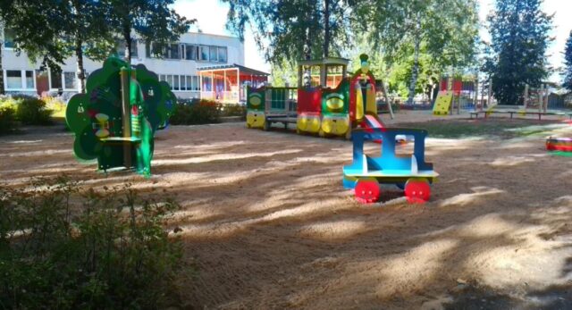 В детском саду Лихославльского МО появился новый игровой комплекс В детском саду Лихославльского МО появился новый игровой комплекс