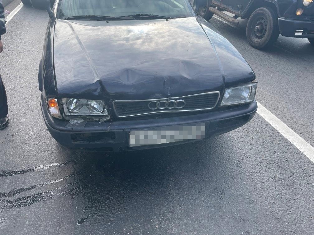 В Твери 72-летний водитель "Audi" спровоцировал ДТП с пострадавшим