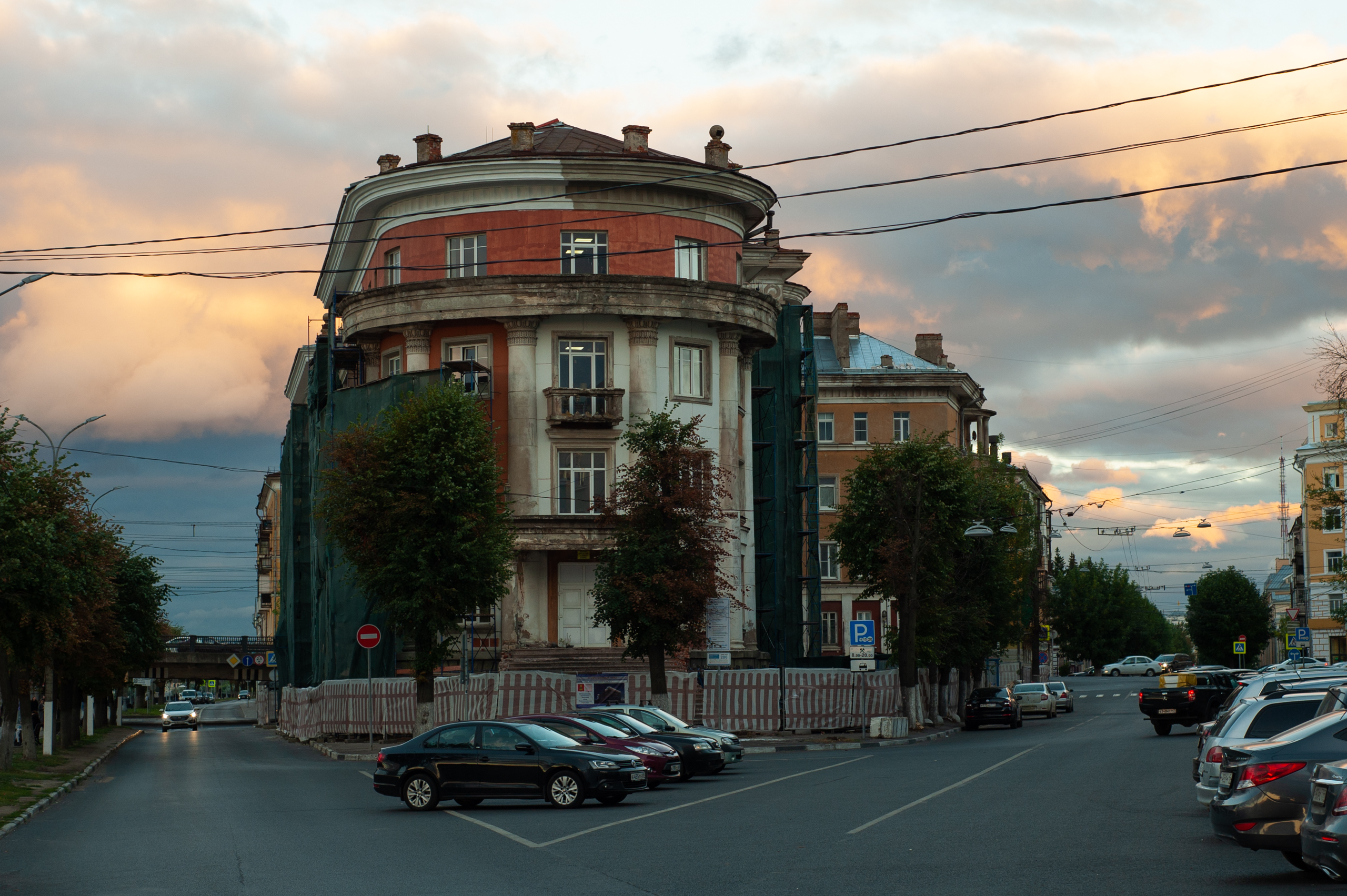 Аваевская богадельня и площадь у дворца: Как преображается Тверь Аваевская богадельня и площадь у дворца: Как преображается Тверь