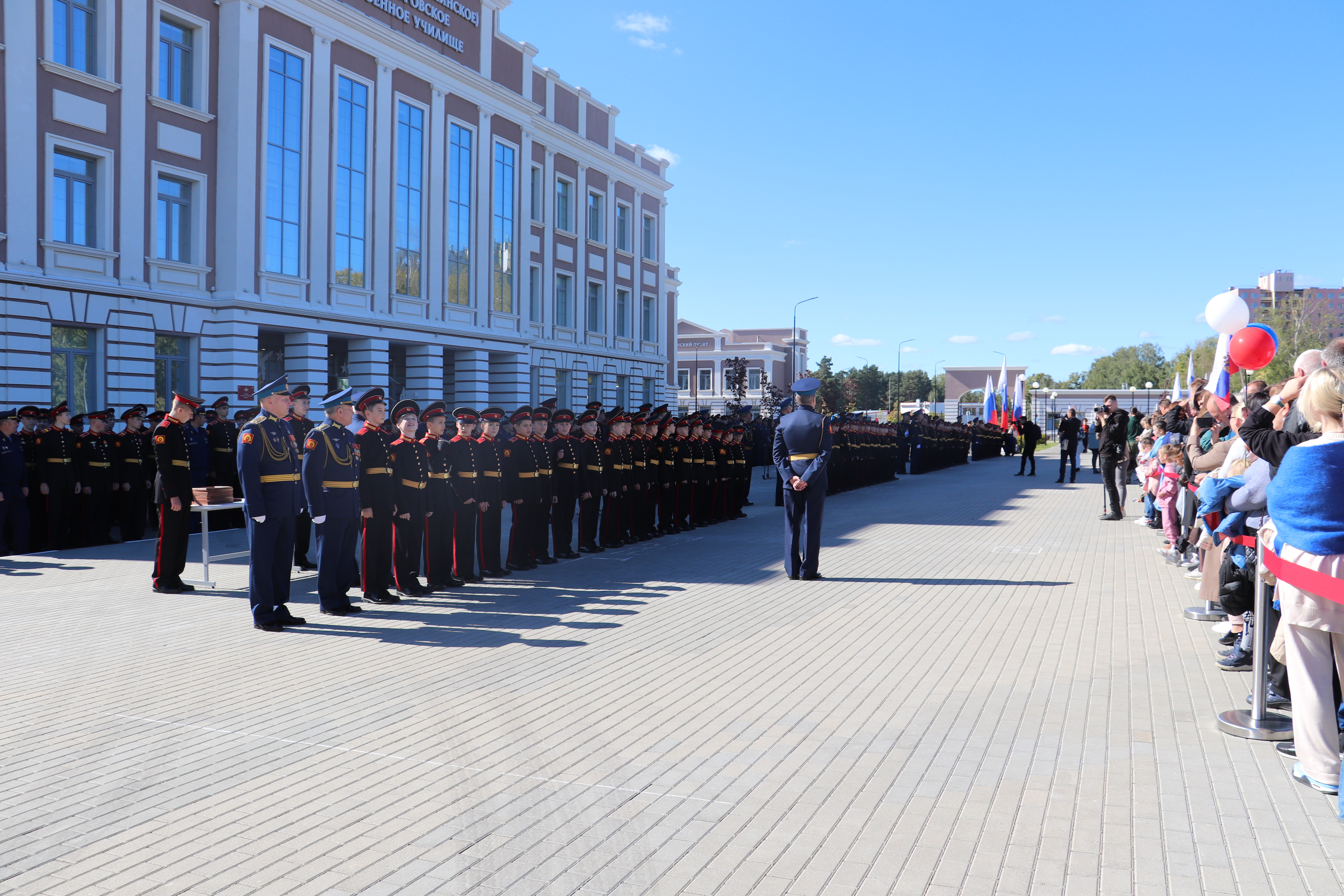 В Тверском суворовском военном училище прошла торжественная церемония посвящения в суворовцы