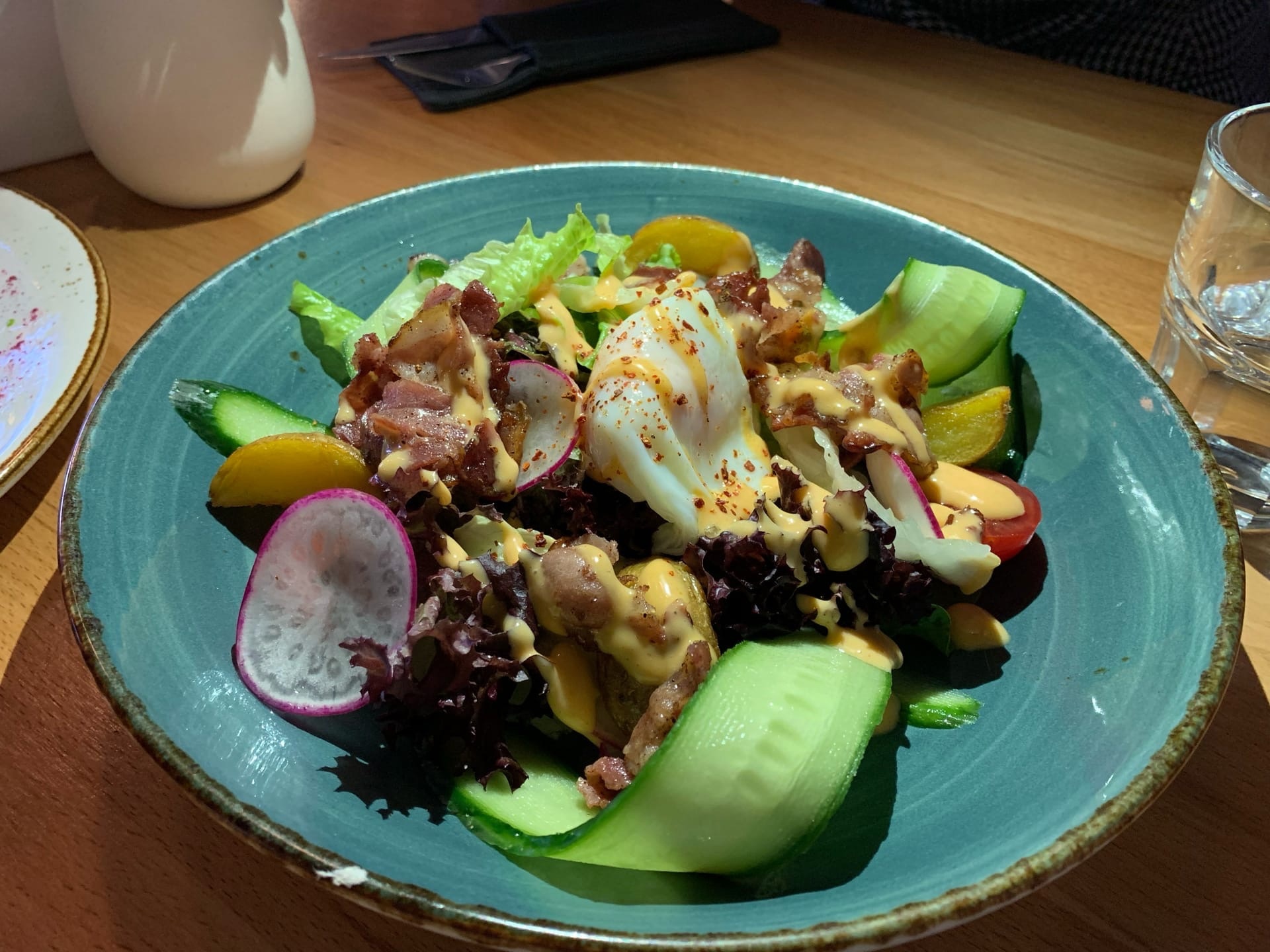 Поели за вас: идеальная брускетта в кафе-кондитерской