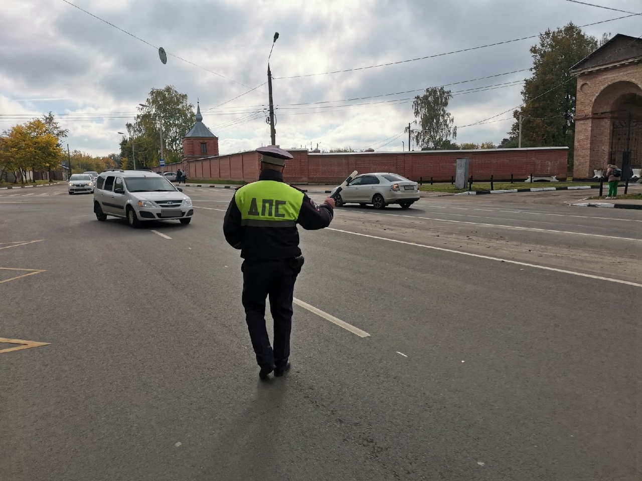 В Твери сотрудники ГИБДД провели акцию «Ребенок- главный пассажир»