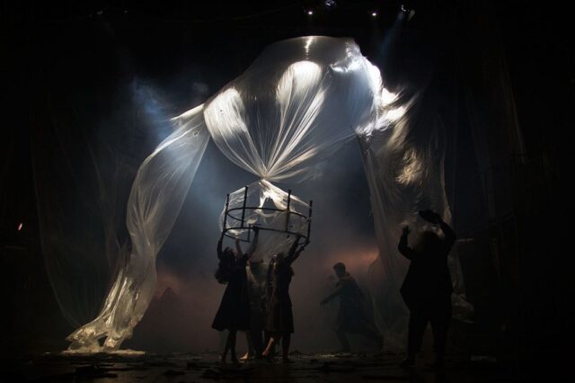 На сцене Тверского ТЮЗа покажут спектакль "Король Лир" На сцене Тверского ТЮЗа покажут спектакль "Король Лир"