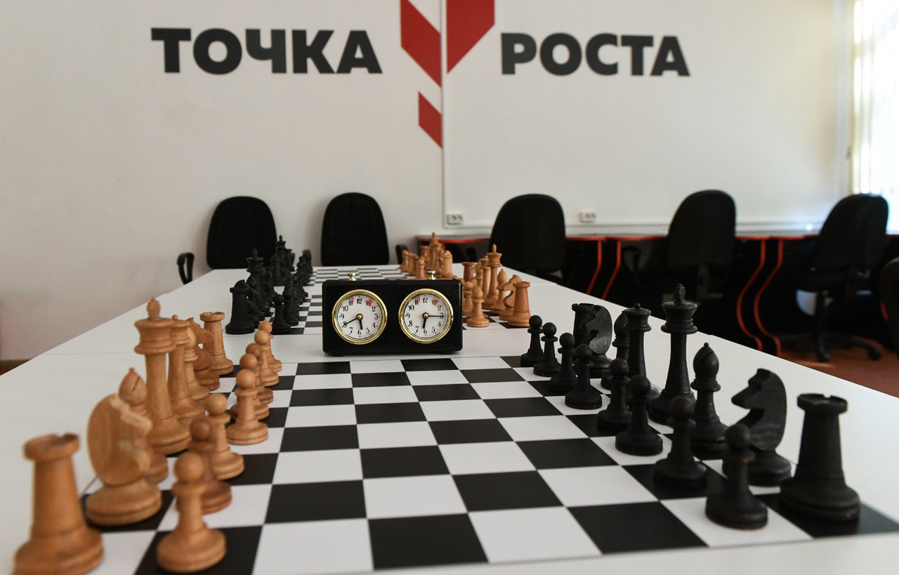 В школе №3 Осташкова завершается обустройство нового стадиона