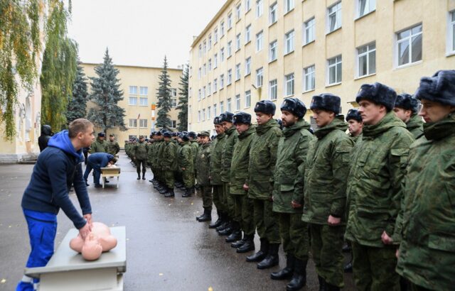 В Тверской области продолжается частичная мобилизация граждан В Тверской области продолжается частичная мобилизация граждан