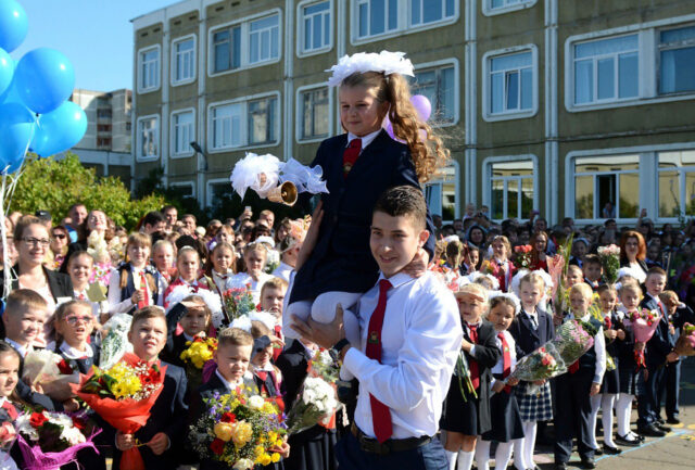 Игорь Руденя поздравил жителей Тверской области с Днём знаний Игорь Руденя поздравил жителей Тверской области с Днём знаний