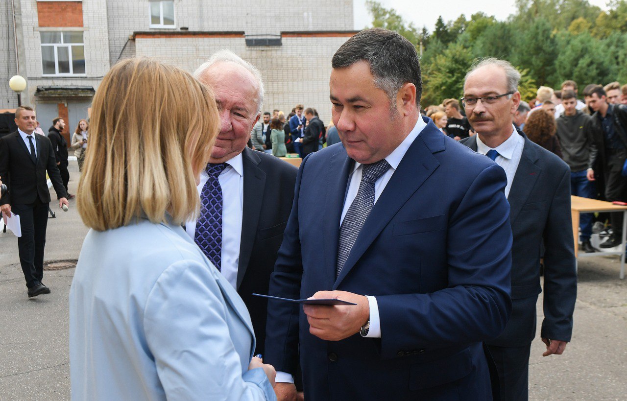 В Тверской сельскохозяйственной академии в День знаний студенческие билеты получили 203 первокурсника
