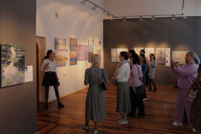 Тверской музейно-выставочный центр приглашает на экскурсию и мастер-класс «Поп-арт» Тверской музейно-выставочный центр приглашает на экскурсию и мастер-класс «Поп-арт»