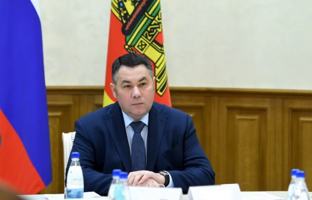 Игорь Руденя поручил отправить добровольцам танкового батальона Тверской области дополнительное снаряжение