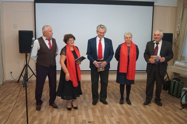 Состоялась презентация новой книги поэта из Лихославля Состоялась презентация новой книги поэта из Лихославля