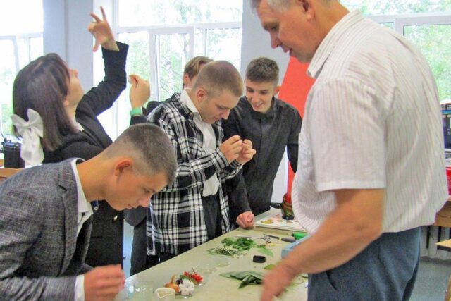 В школе №3 посёлка Редкино открылась ещё одна «Точка роста» В школе №3 посёлка Редкино открылась ещё одна «Точка роста»