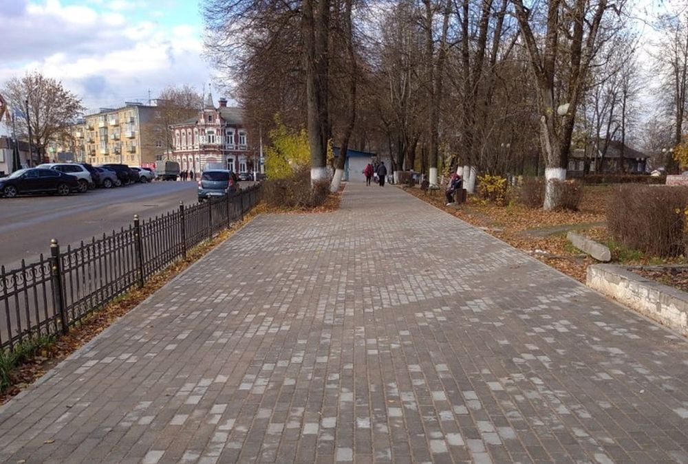 В городе Бологое завершено благоустройство тротуаров В городе Бологое завершено благоустройство тротуаров