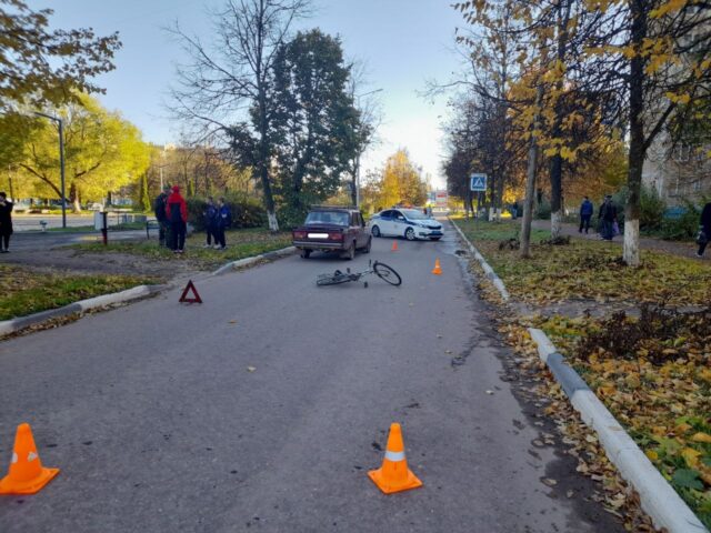 В Тверской области пожилой велосипедист не заметил автомобиль