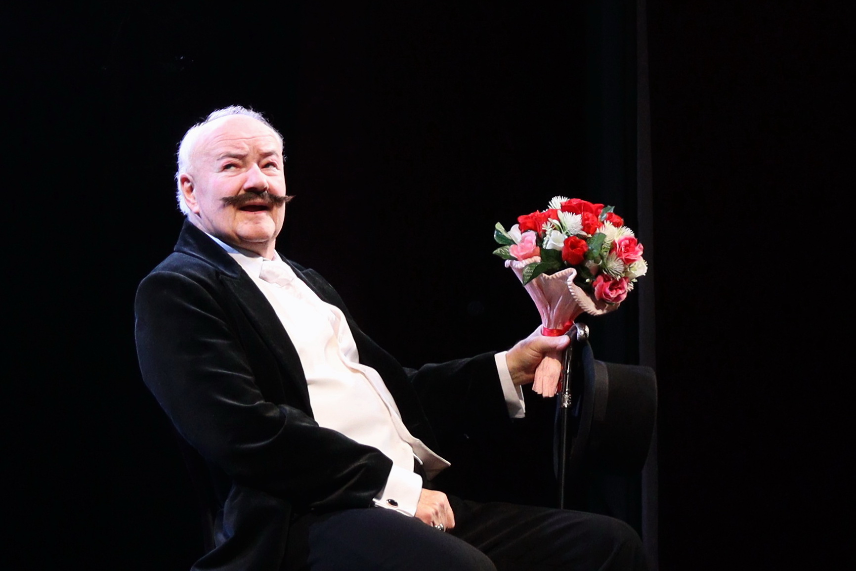 Разве я могу без театра жить: В Твери прогремела премьера спектакля “Таланты и поклонники”