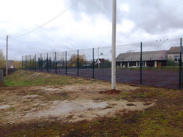 Энергетики Весьегонского РЭС Тверьэнерго обеспечили уличное освещение на территории школы в Красном Холме