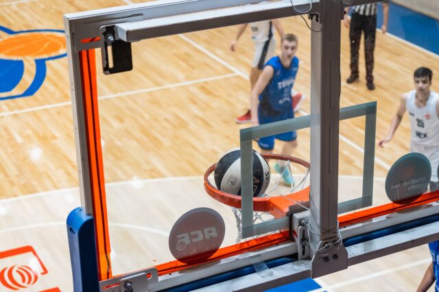 Тверские студенты-баскетболисты выиграли матч с БК "ОрелГУ" Тверские баскетболисты одержали победу в домашнем матче Чемпионата ЦФО