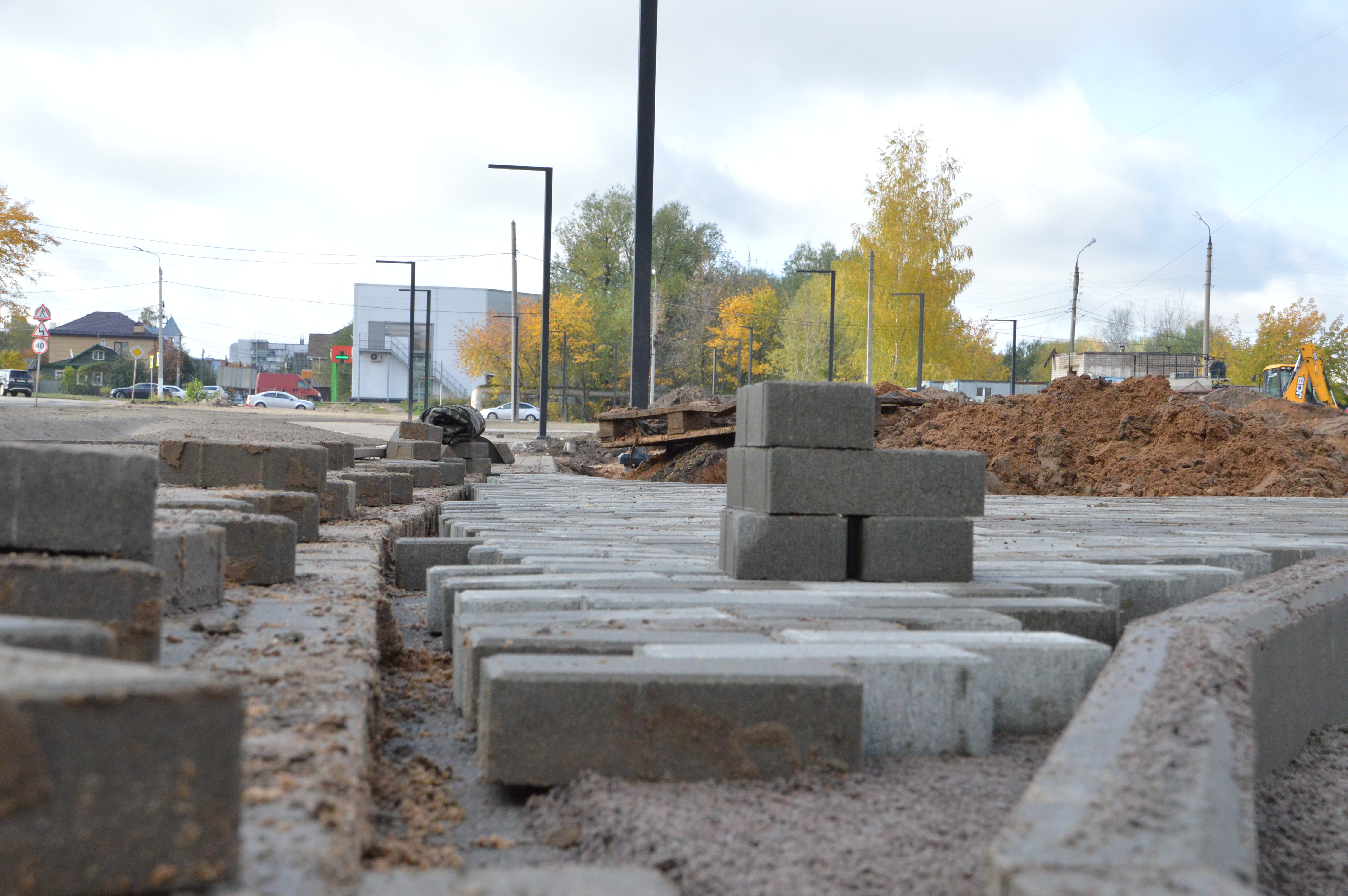 На Хромова в Твери завершается первый этап работ по благоустройству парка