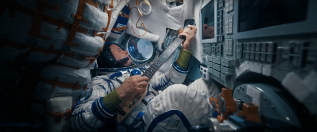 Сергей Корсаков помог создать группе Uma2rman космический клип