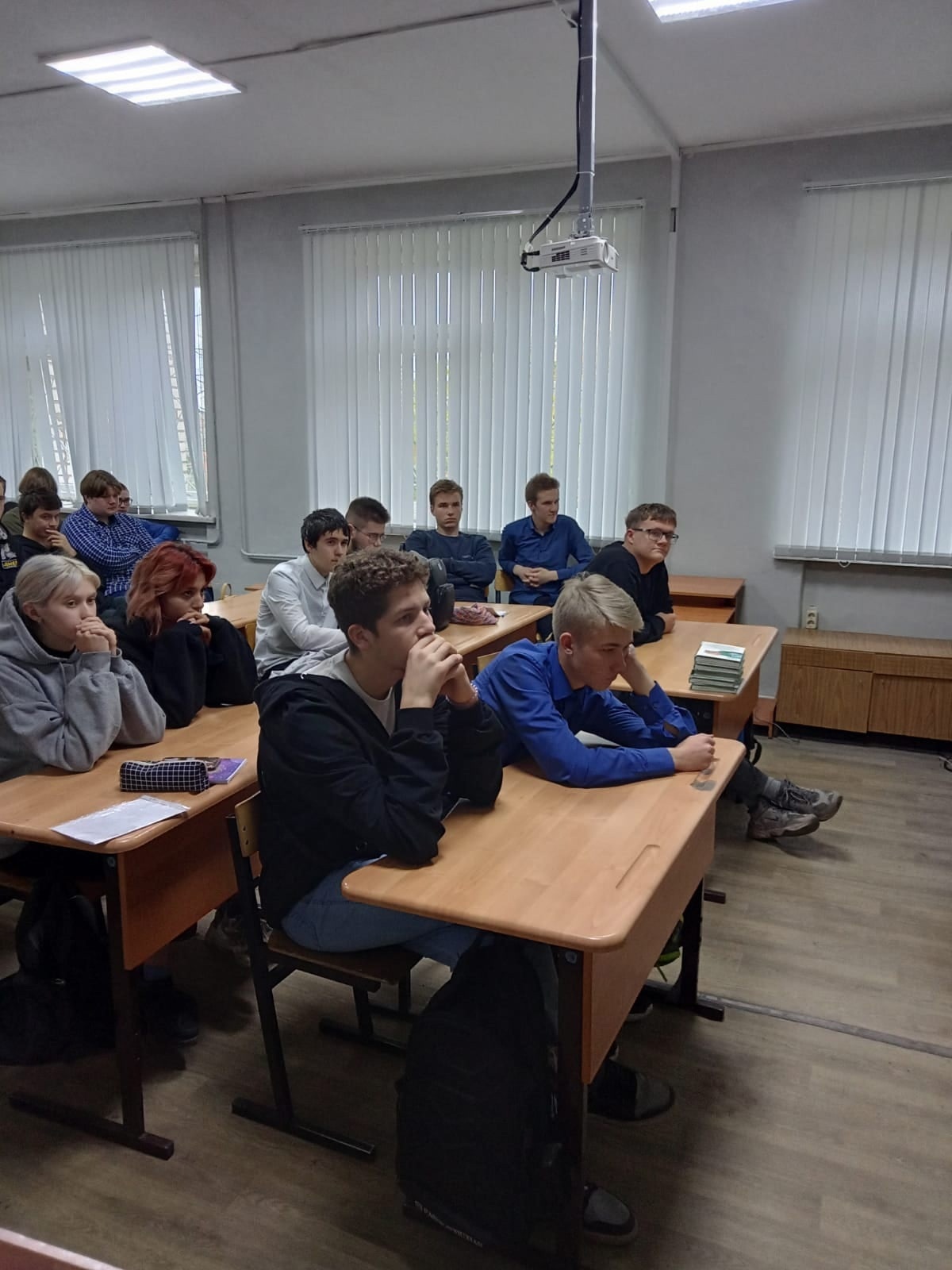 В Нелидовском колледже состоялась акция "Напиши письмо солдату"