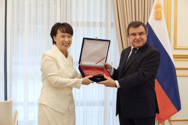 Корейский проводник в мир русской культуры: «Пушкинский дом» отметил двадцатилетие Корейский проводник в мир русской культуры: «Пушкинский дом» отметил двадцатилетие