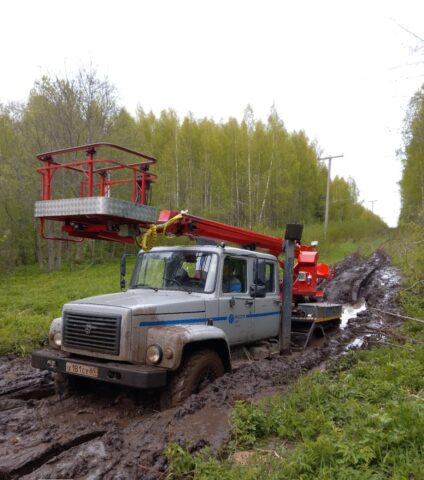 Тверьэнерго повышает надежность электросетевого комплекса Максатихинского района в преддверии зимнего максимума температур