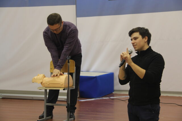 В Твери школьникам рассказали об оказании первой помощи пострадавшим