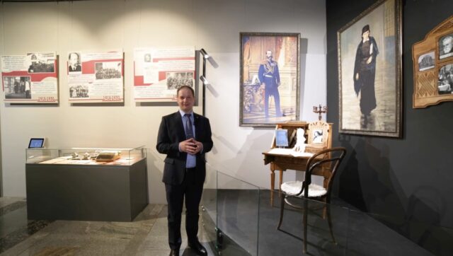 Музей Победы представил онлайн-программу ко Дню учителя