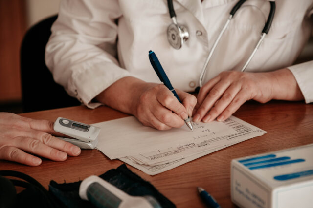 График работы медицинских учреждений Тверской области в новогодние праздники