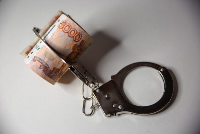 Жительница Тверской области бросила своих детей и попала в колонию-поселение Жительница Тверской области бросила своих детей и попала в колонию-поселение