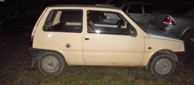 Двое жителей Тверской области украли "Оку" Двое жителей Тверской области украли "Оку"