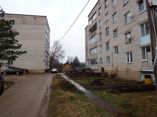 В Оленино отремонтируют двора домов на улице Заводская