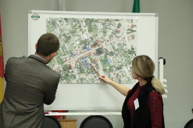 Администрация Торопецкого района обсудила стратегию развития города