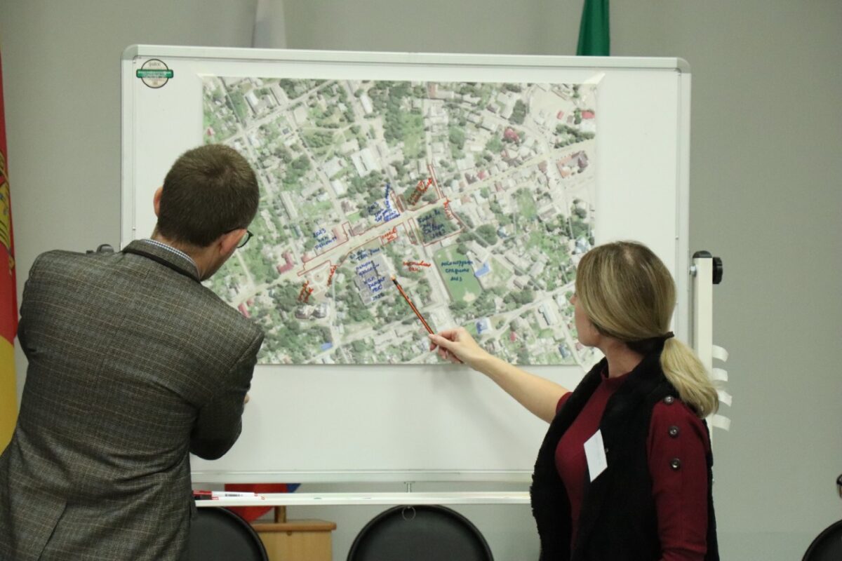 Администрация Торопецкого района обсудила стратегию развития города