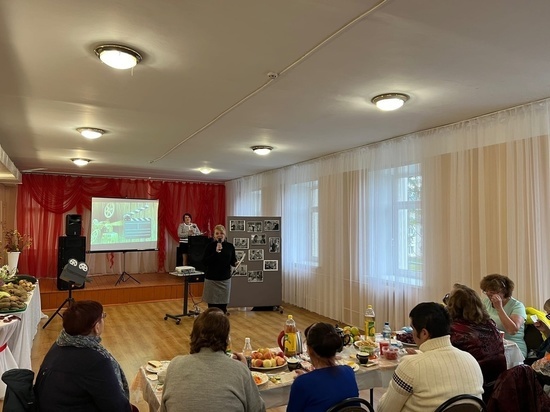 В Оленинском Доме культуры прошёл праздник для старшего поколения