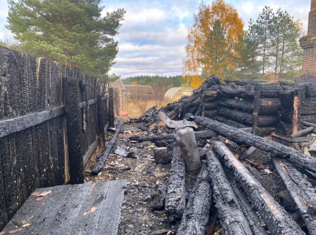 По факту гибели двух человек в пожаре в Тверской области организована проверка